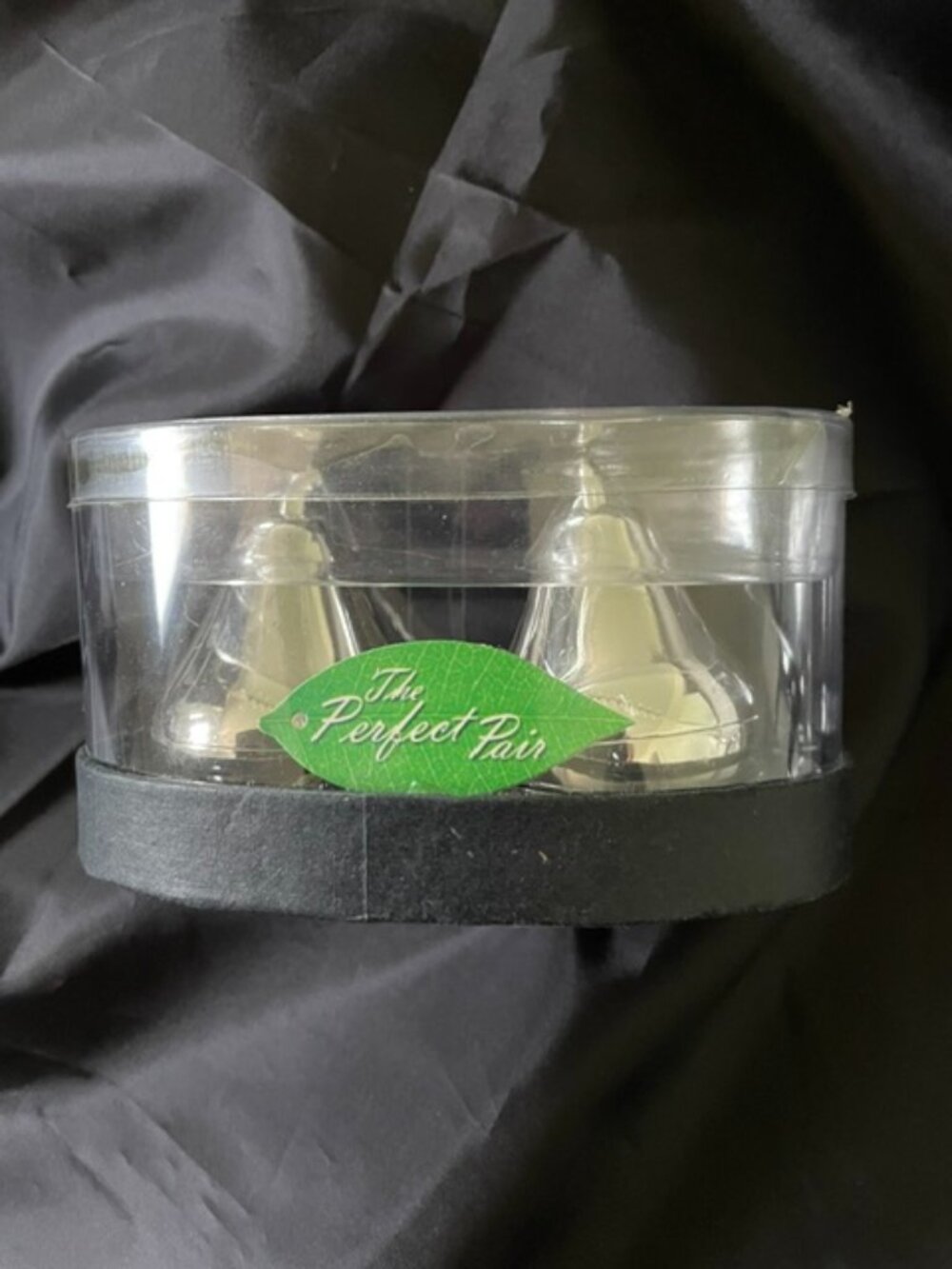 Kate Aspen Silver Plated Pear Salt & Pepper Shakers VTG NWT- Rare Find